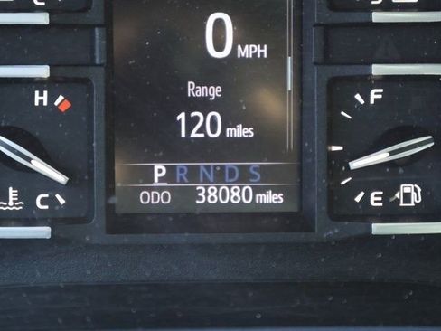 Used 2019 Toyota Tundra SR5 AWD/4WD image 25