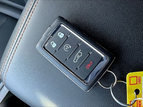 New 2026 Jeep Cherokee Limited image 26