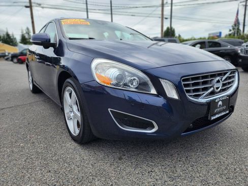Used 2013 Volvo S60 T5 AWD/4WD image 3