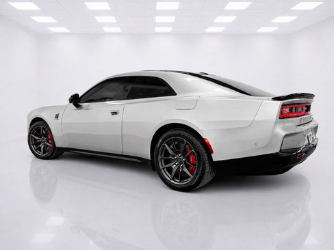 Used 2024 Dodge Charger Daytona Scat Pack w/ Plus Group AWD/4WD image 6