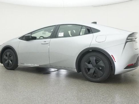 New 2026 Toyota Prius Plug-In Hybrid image 20