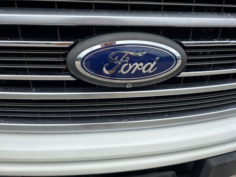 Used 2020 Ford F150 Limited w/ Trailer Tow Package RWD image 10