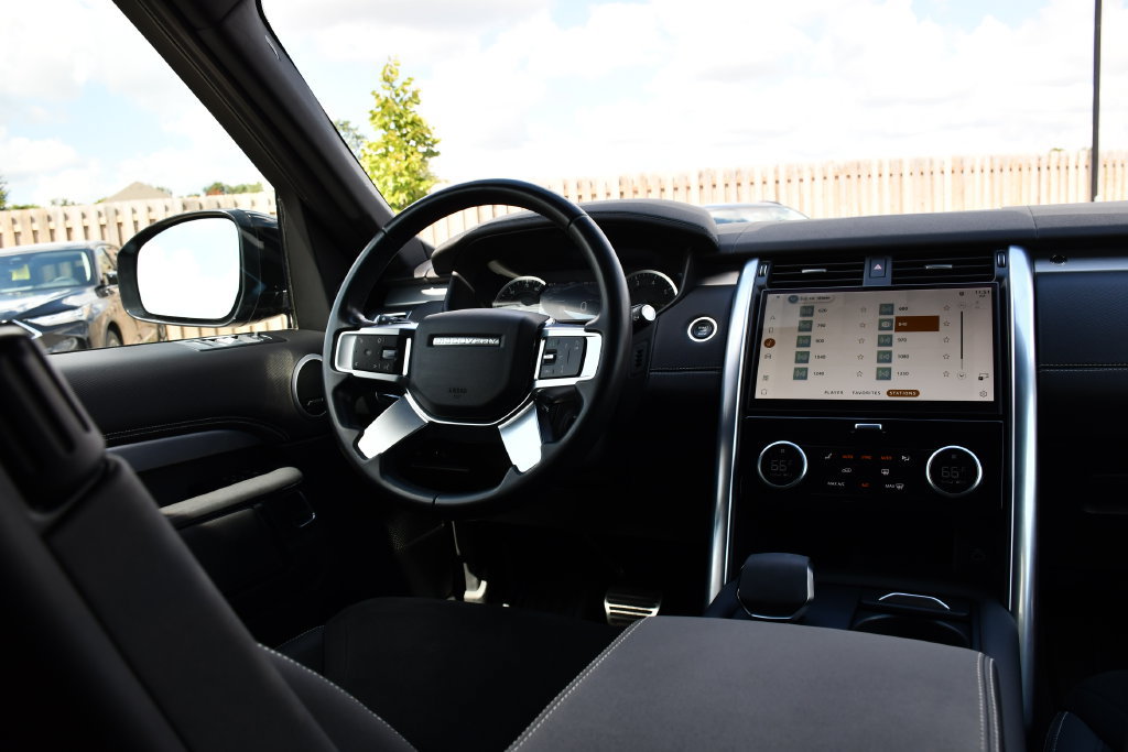 Used 2023 Land Rover Discovery S R-Dynamic AWD/4WD image 26