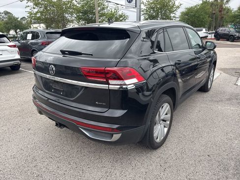 Certified 2023 Volkswagen Atlas Cross Sport SE image 8