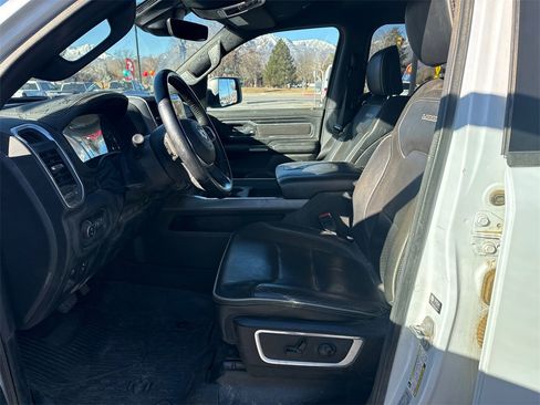 Used 2023 RAM 1500 Laramie image 8