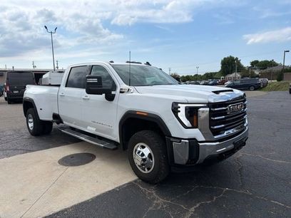 Used 2025 GMC Sierra 3500 SLE w/ SLE Value Package