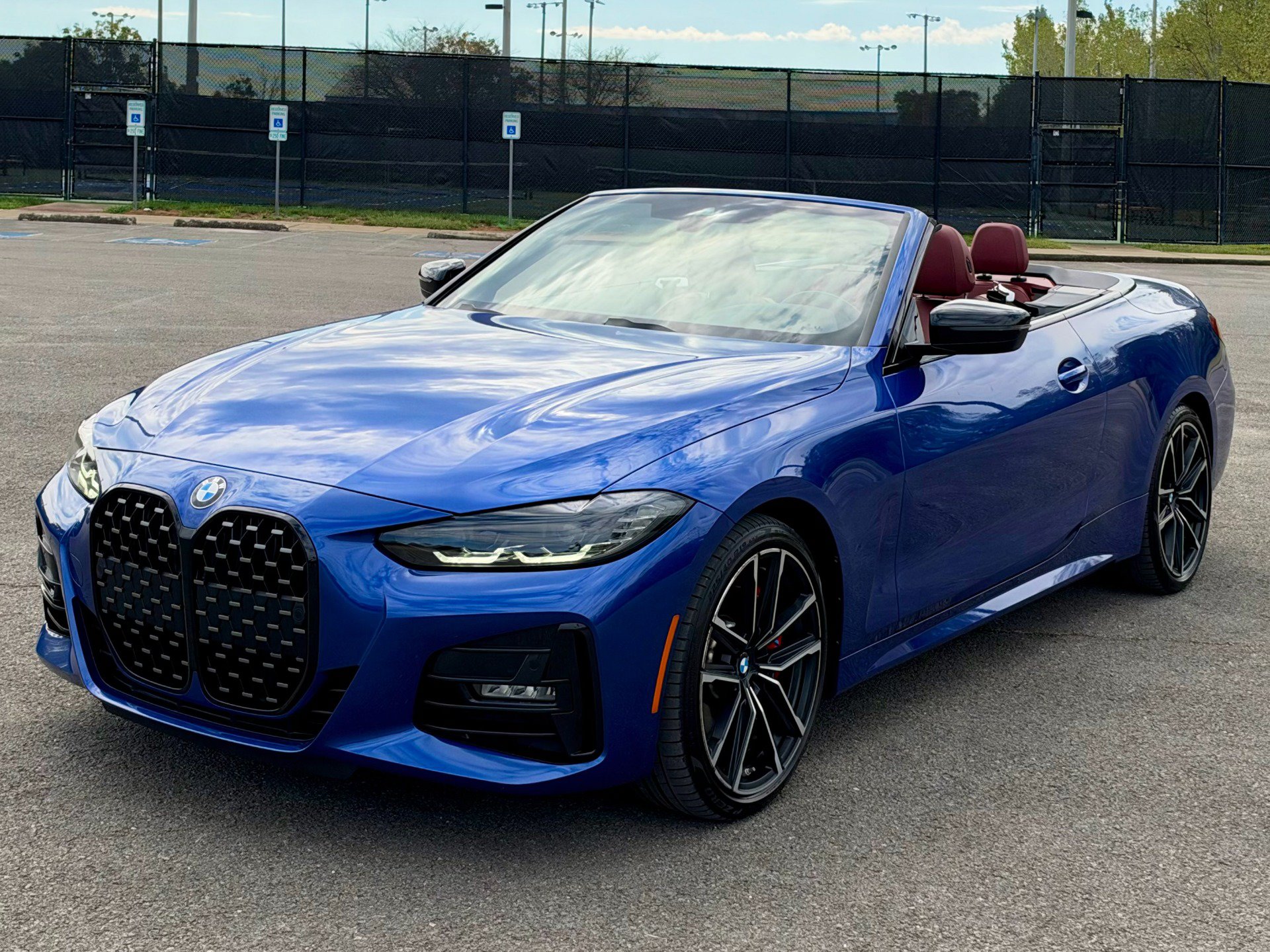 Used 2023 BMW 430i xDrive Convertible w/ M Sport Package AWD/4WD image 2