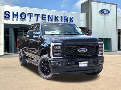 New 2026 Ford F250 Lariat w/ Black Appearance Package