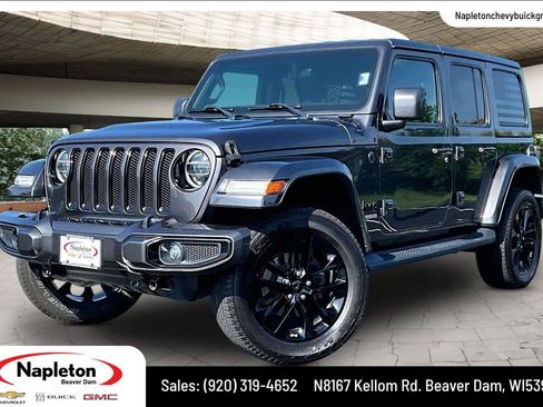 Used 2021 Jeep Wrangler Unlimited Sahara AWD/4WD image 1