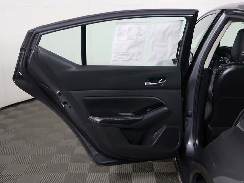 Used 2024 Nissan Altima 2.5 SL AWD/4WD image 22