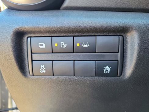 Certified 2025 Nissan Versa S image 22