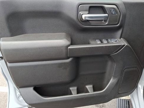 Used 2025 Chevrolet Silverado 1500 Custom AWD/4WD image 9