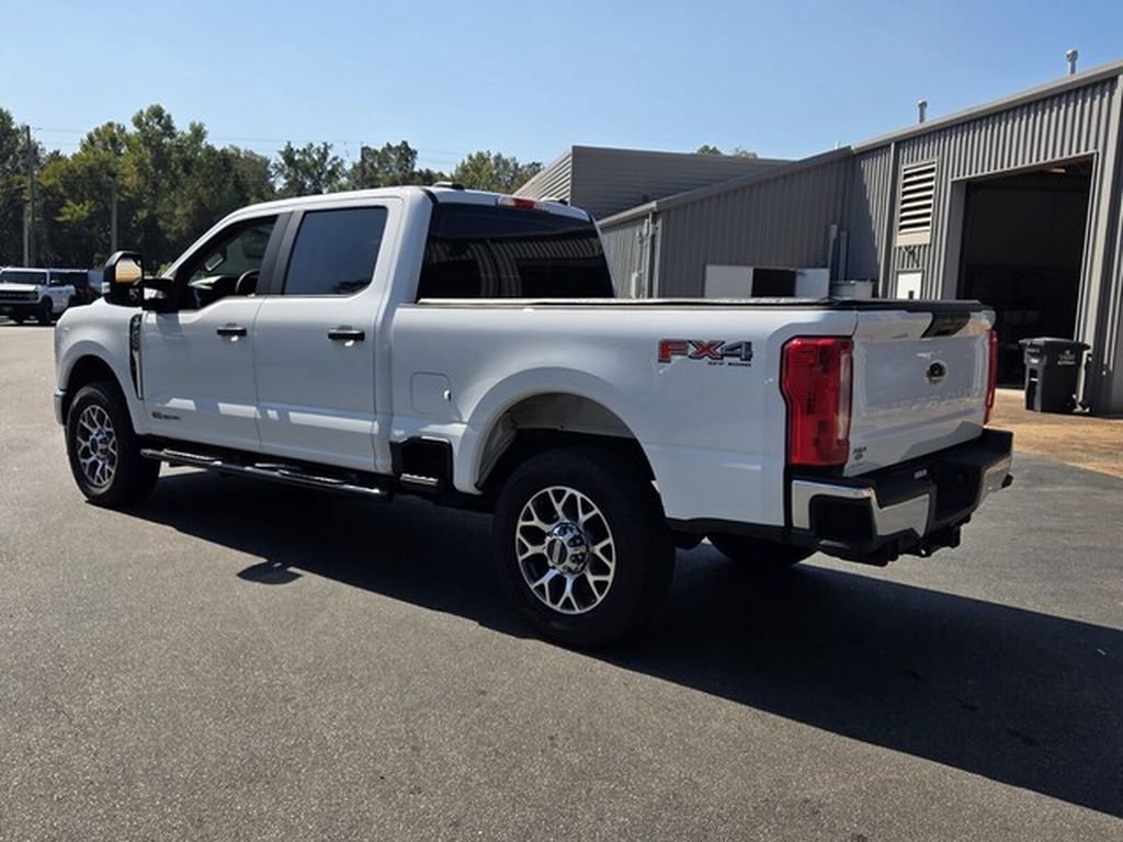 Used 2023 Ford F250 XL w/ FX4 Off-Road Package AWD/4WD image 11