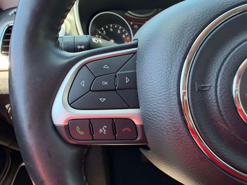 Used 2018 Jeep Compass Latitude w/ Popular Equipment Group AWD/4WD image 25