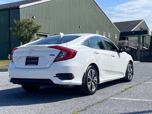 Used 2018 Honda Civic EX-L image 8