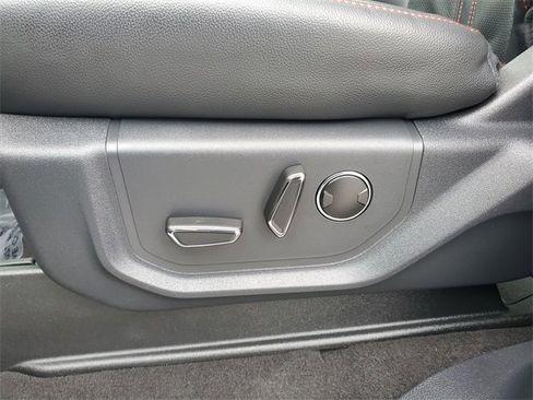 Certified 2023 Ford Expedition Limited image 6