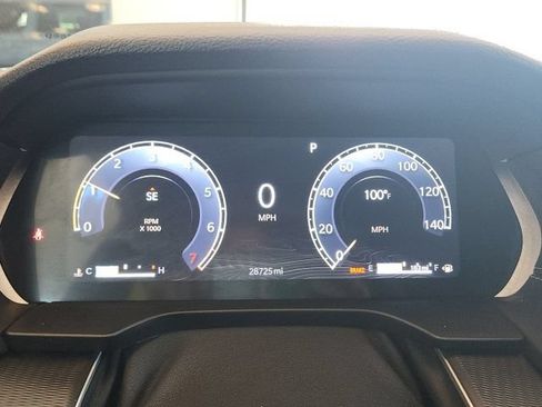 Certified 2025 Jeep Grand Cherokee Laredo w/ Luxury Tech Group I RWD image 34