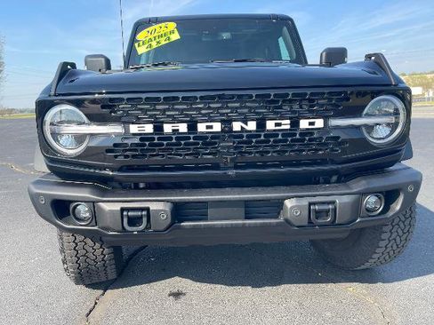 Certified 2025 Ford Bronco Badlands image 5