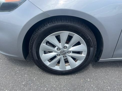 Used 2014 Dodge Dart SXT FWD image 8