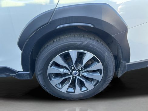 Used 2024 Subaru Outback Limited image 31