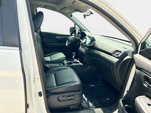 Used 2019 Honda Ridgeline RTL image 14