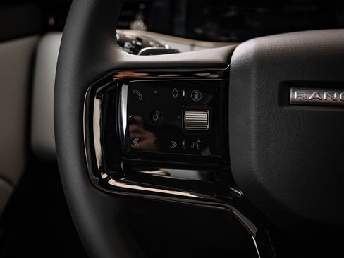 New 2026 Land Rover Range Rover Evoque S image 28