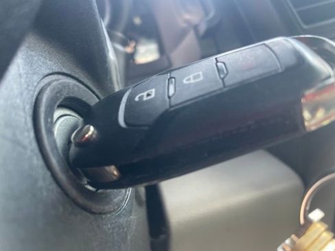 Used 2017 Ford F150 XL w/ Equipment Group 101A Mid RWD image 19