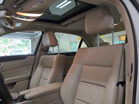 Certified 2016 Mercedes-Benz E 350 Sedan image 22