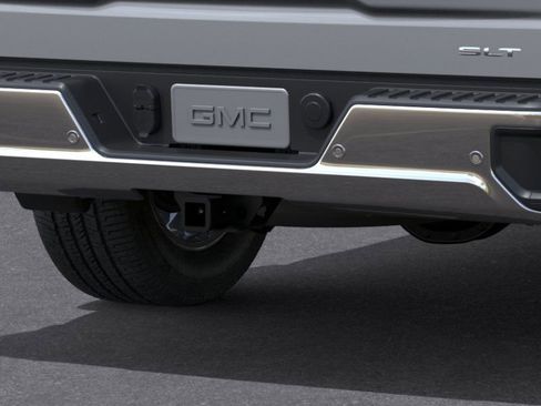 New 2026 GMC Sierra 1500 SLT image 14