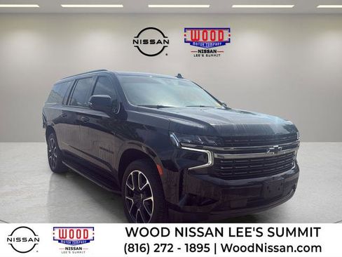 Used 2022 Chevrolet Suburban RST w/ Sport Performance Package AWD/4WD image 1