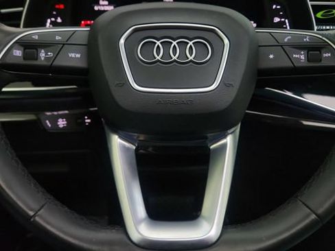 Used 2023 Audi Q7 3.0T Premium Plus w/ Premium Plus Package AWD/4WD image 45
