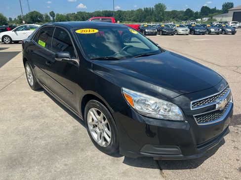 Used 2013 Chevrolet Malibu LT w/ Power Convenience Package FWD image 3