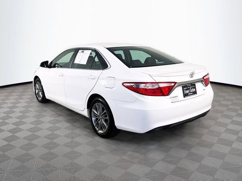 Used 2016 Toyota Camry SE FWD image 5