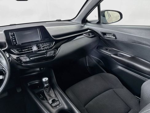 Certified 2018 Toyota C-HR XLE FWD image 22