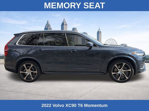 Used 2022 Volvo XC90 T6 Momentum w/ Advanced Package image 7