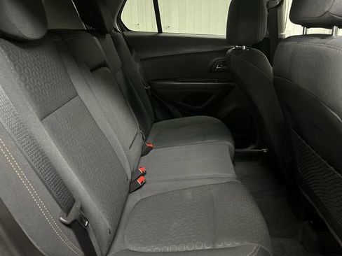 Certified 2017 Chevrolet Trax LS w/ Fleet Convenience Package AWD/4WD image 25