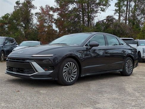 New 2025 Hyundai Sonata SEL image 2