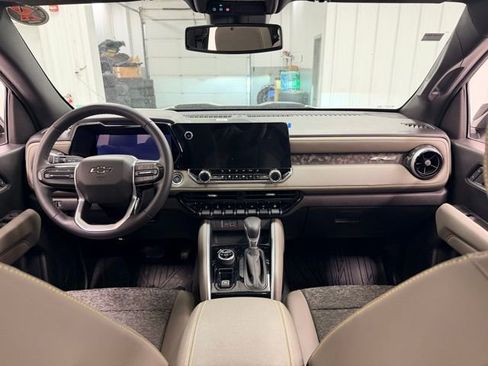 Certified 2024 Chevrolet Colorado ZR2 w/ Technology Package image 22