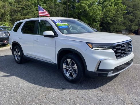 Certified 2025 Honda Pilot EX-L image 6
