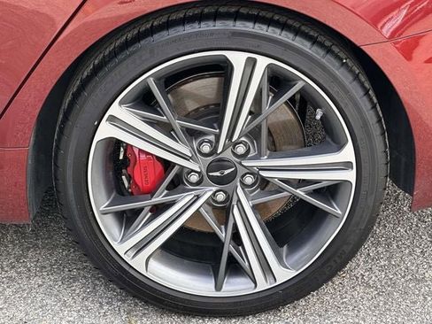 Used 2025 Genesis G70 2.5T w/ Sport Prestige Package image 15