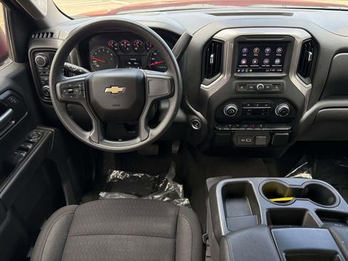 Used 2023 Chevrolet Silverado 1500 Custom AWD/4WD image 11