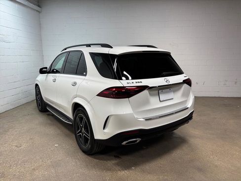 Used 2024 Mercedes-Benz GLE 350 4MATIC image 9