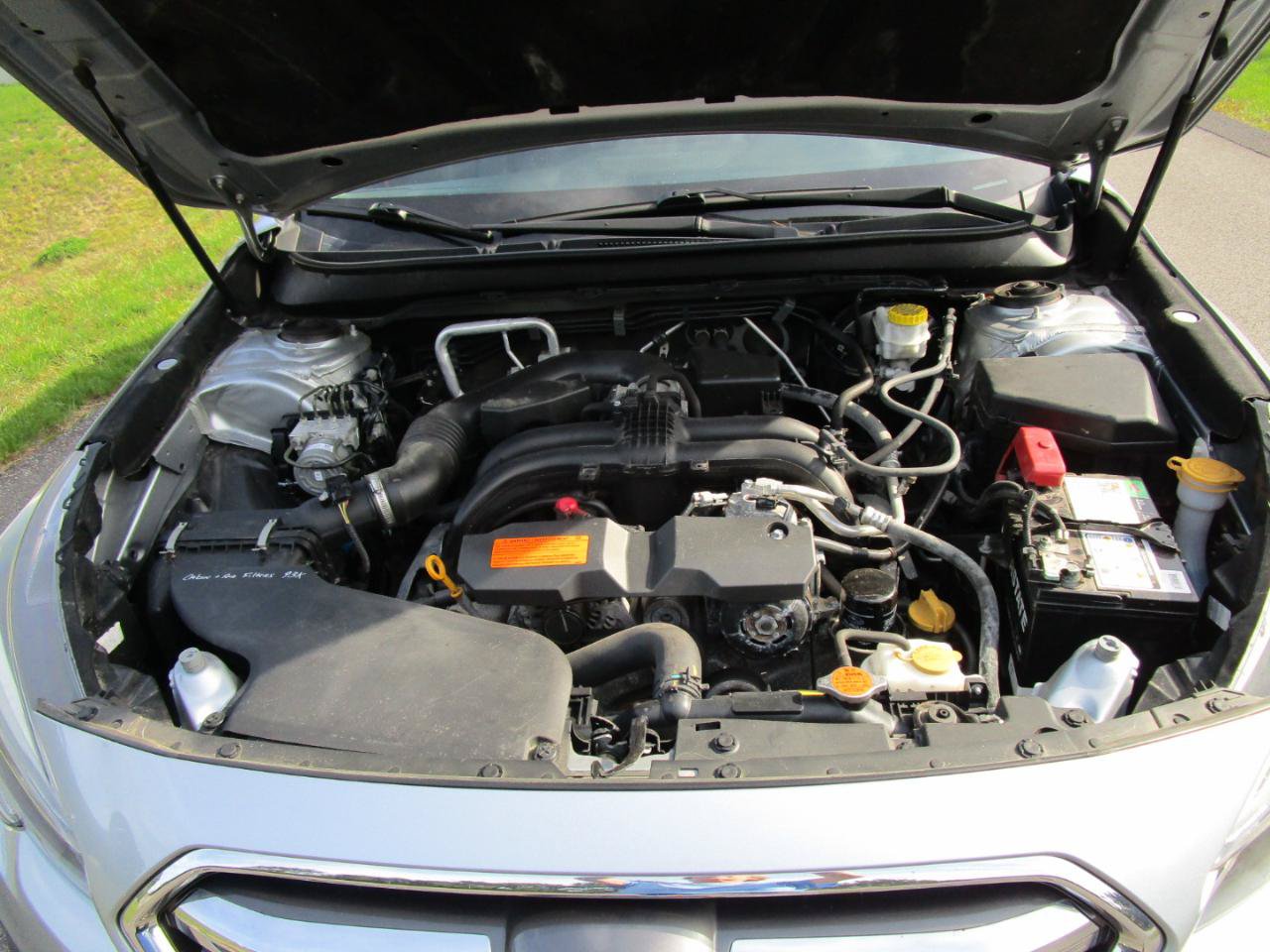 Used 2019 Subaru Outback 2.5i Limited AWD/4WD image 19