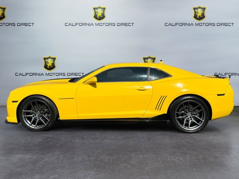 Used 2013 Chevrolet Camaro SS w/ RS Package image 2