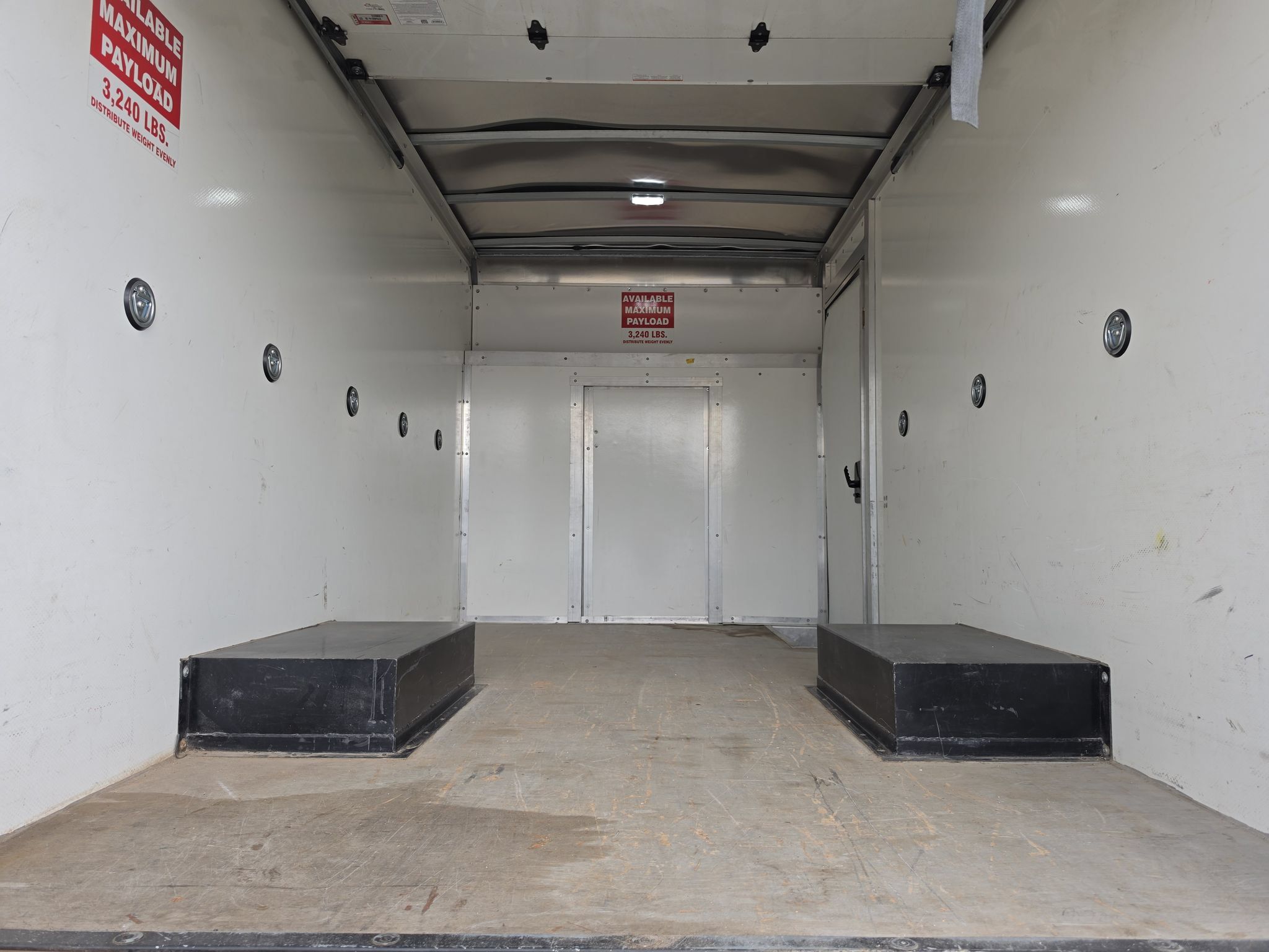 Used 2022 Ford Transit 350 DRW RWD image 9