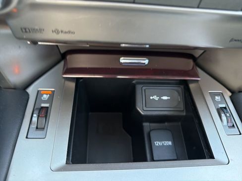 Used 2015 Lexus GX 460 w/ Premium Package image 37