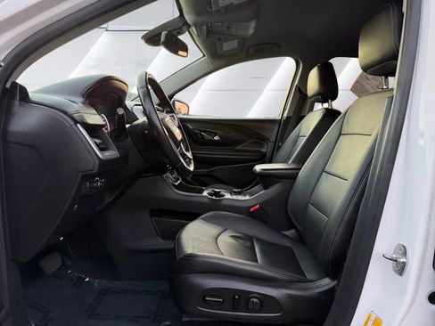 Used 2021 GMC Terrain SLT image 9