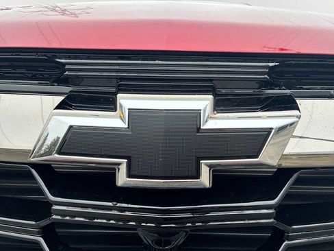 Used 2026 Chevrolet Equinox ACTIV w/ Convenience Package III image 32