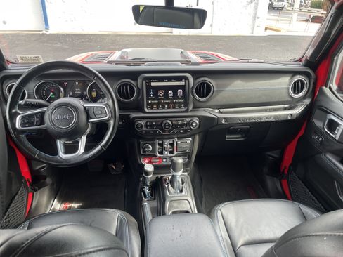 Used 2022 Jeep Wrangler Unlimited Rubicon 4xe w/ Steel Bumper Group AWD/4WD image 28