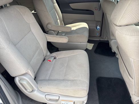 Used 2013 Honda Odyssey LX image 7